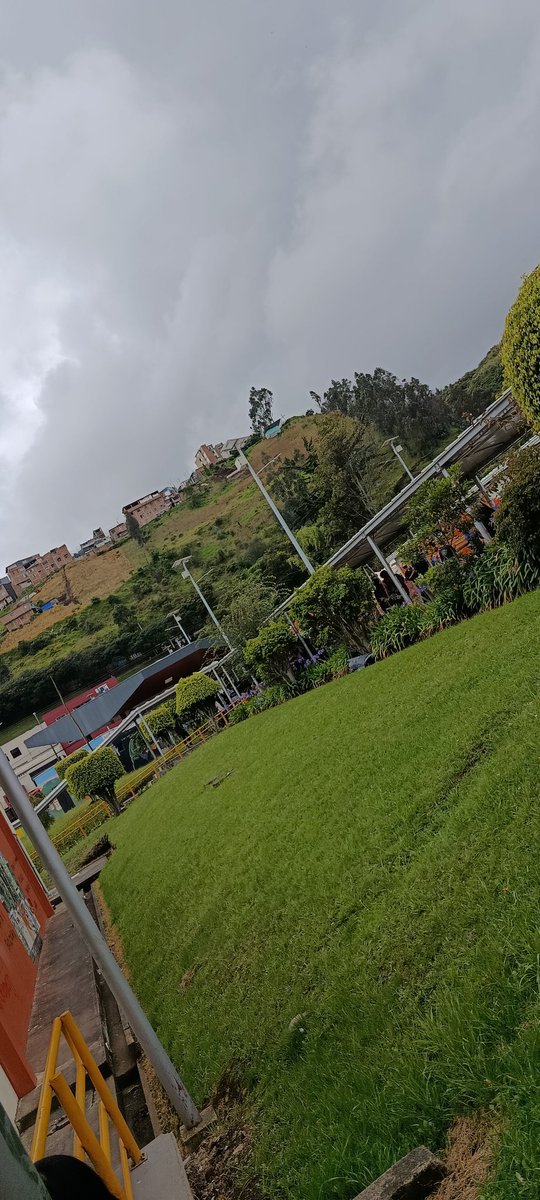 ¿Pa' qué al Sena si estudio en la gloriosa? 💅🏻
Pikos pa usted también 😚