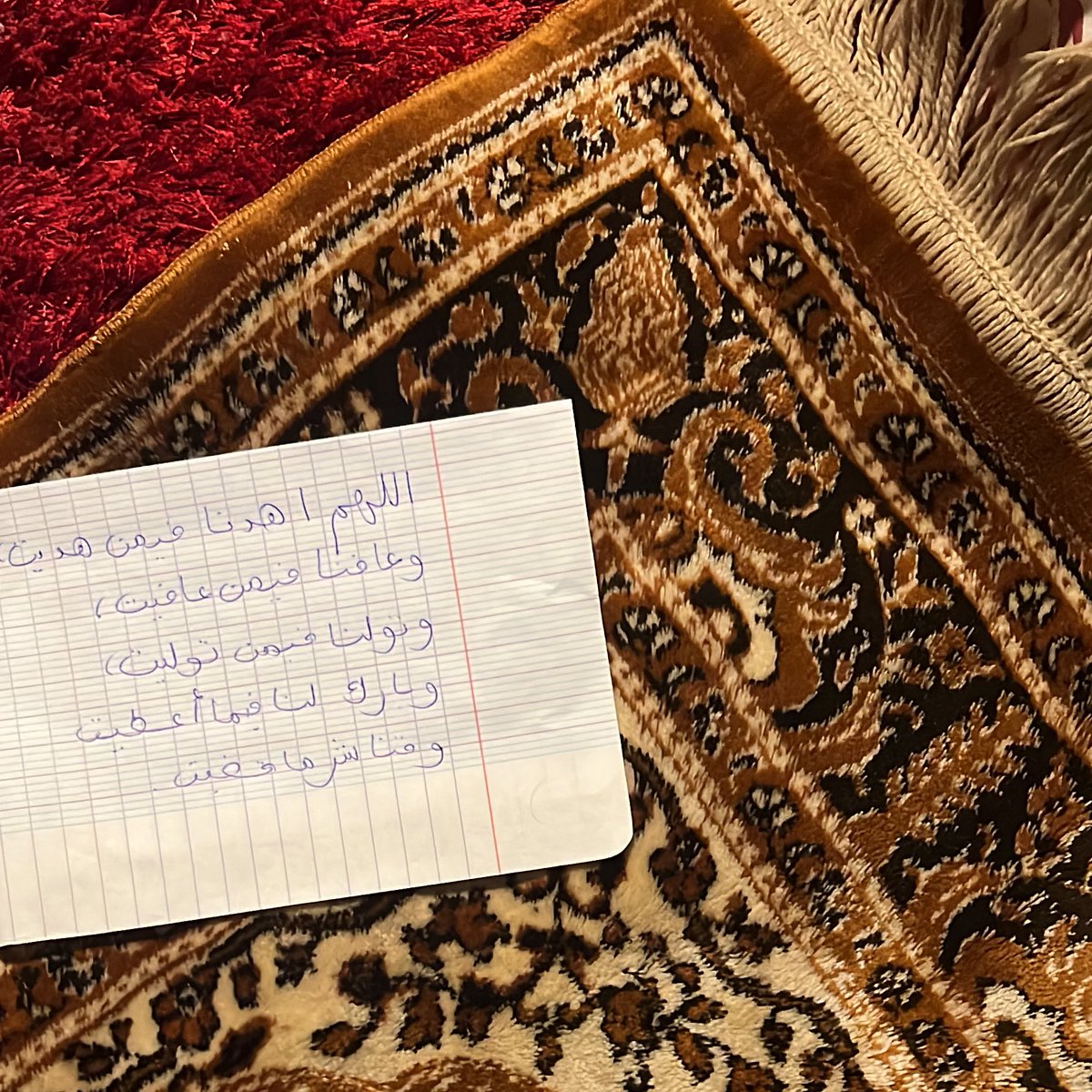 سـَارة tweet media