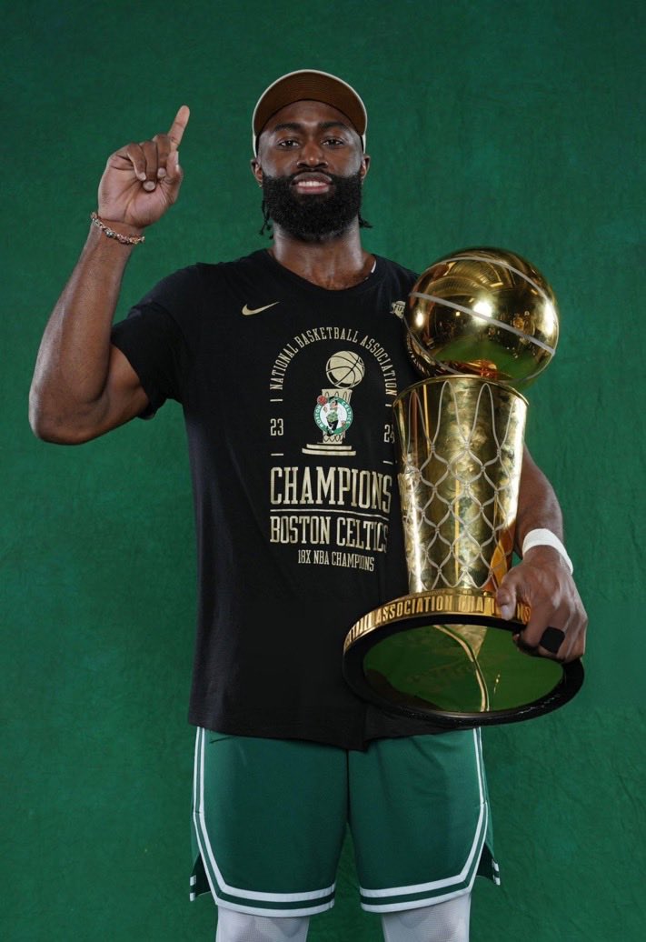 Lola 🦥 tweet media