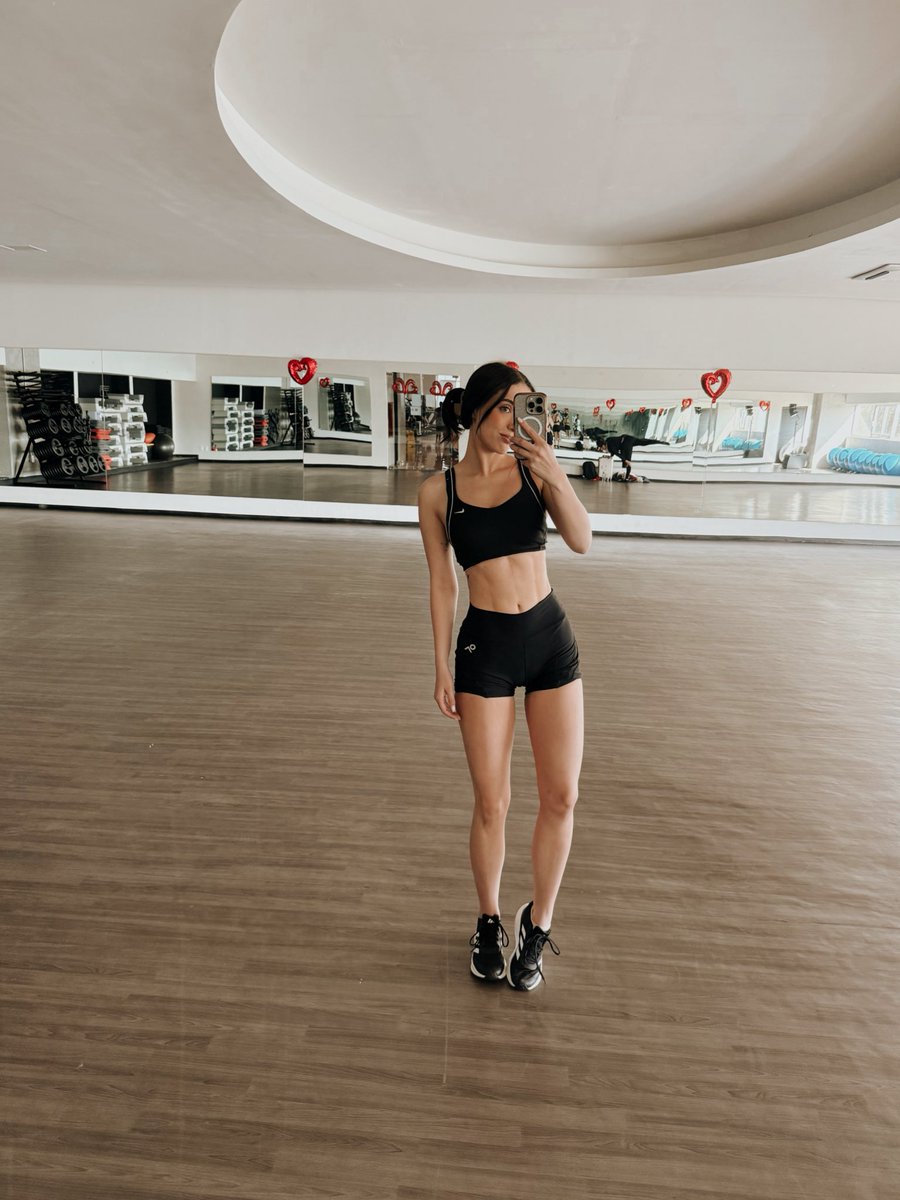 Nikkole Teja tweet media