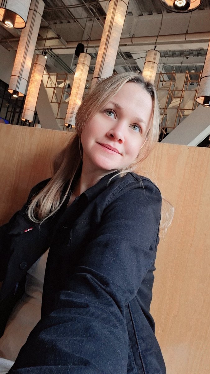 HeyDontBeShy's tweet image. No, tú todavía no tienes idea de lo que siento cuando te tengo cerca y te veo sonreír. #myson