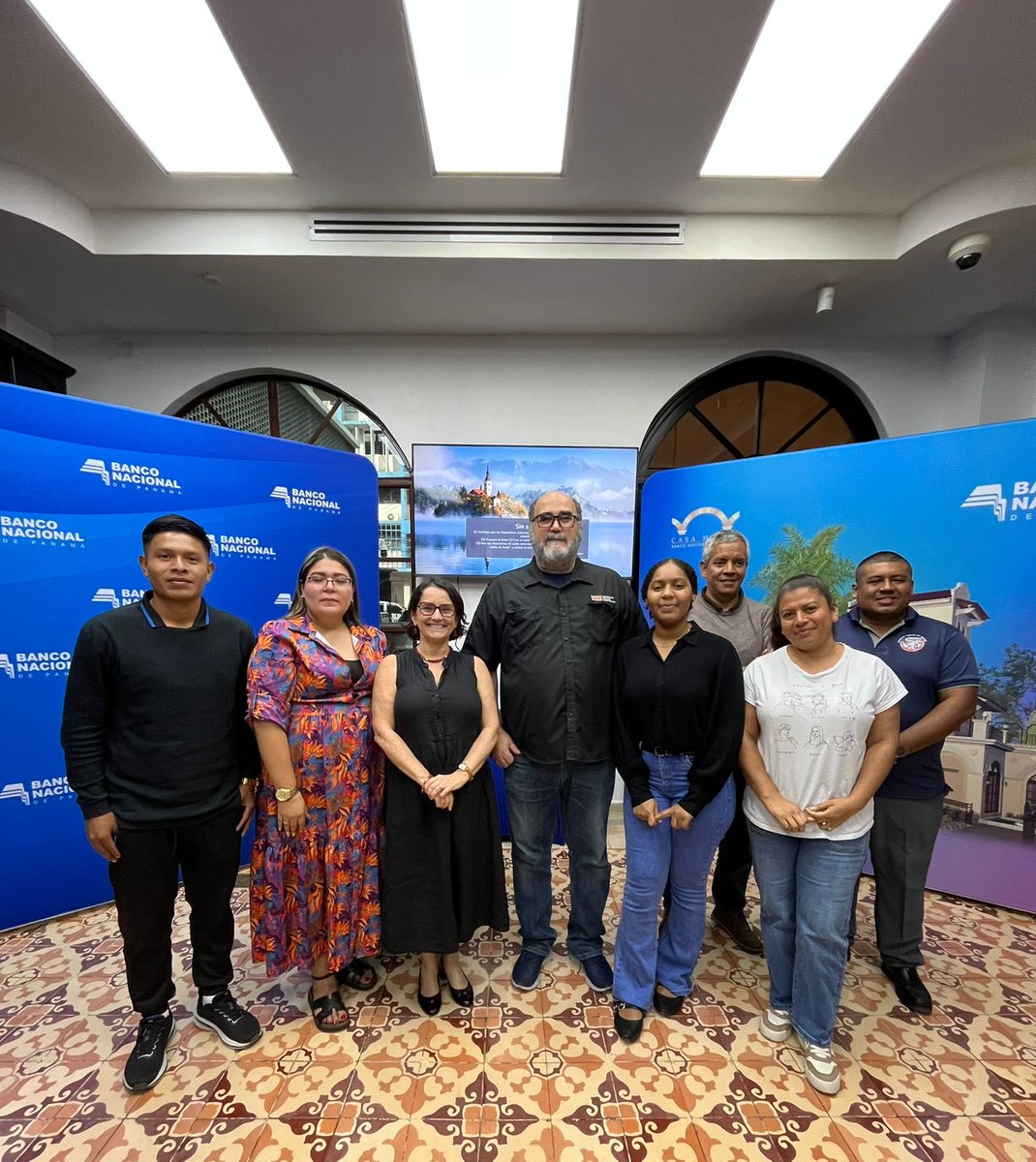 Estupenda jornada de discusión entre el INED del ⁦<a href="/tepanama/">Tribunal Electoral</a>⁩ y los participantes del programa Semillero de ⁦<a href="/cihac_aip/">CIHAC-AIP</a>⁩ . El día de hoy sobre la historia de la constitución de 1904. ¡Gracias por la invitación!