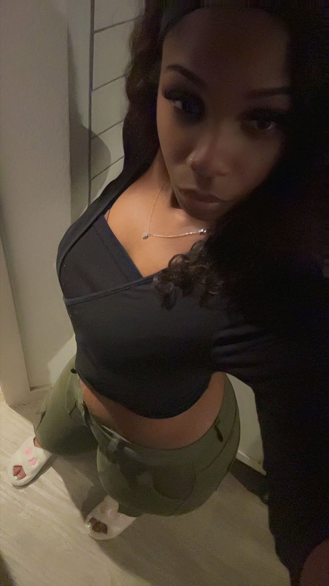 🎀Your THICC Bestfriend🎀 tweet media
