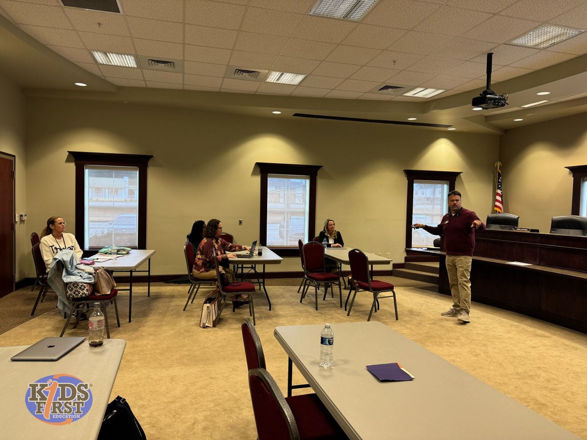 K1Education's tweet photo. Leadership growth in action at Troy City Schools! 🌱 Administrators engaged in courageous, purpose-driven learning through #KidsFirst coaching and the Dare to Lead PLU. Love the commitment to strong leadership! #KidsFirstAlways 💪 https://t.co/QHwhIpIaav