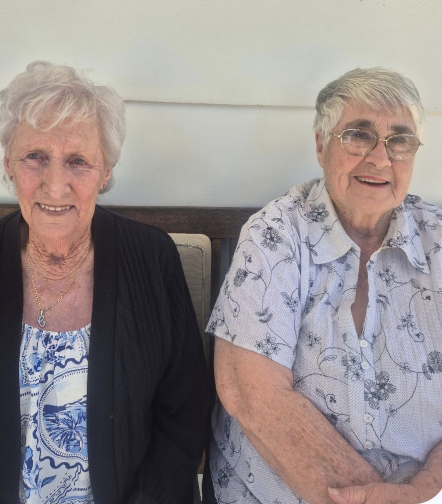 DuaneRanger's tweet photo. Since 1987 and 2001 respectively, 85-year-old Joan Hobbs, and 84-year-old Colleen Thompson, have been big supporters of the Goulburn Harness Racing Club – all without fuss and always voluntarily. Here's my dedication to two NSW harness racing legends.
https://t.co/YPYEeba5aB https://t.co/powbDH4T7g
