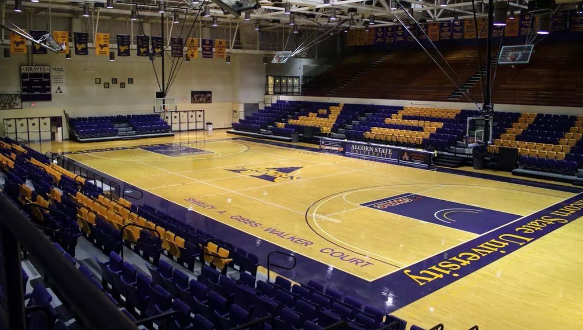DekyraMitchell's tweet photo. After a great conversation with Coach Robinson, I’m blessed to say that I have received an offer from Alcorn State University! 💜💛#gobraves https://t.co/uVlqV0wuy8
