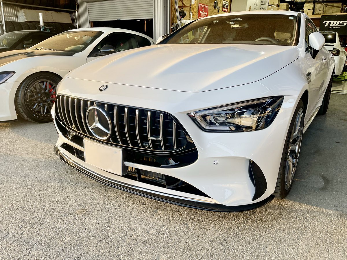 MCC_innovation's tweet photo. ワンオフ作製‼️
AMG GT63
@bartbar_japan 
ありがとうございました😊
#ワンオフ #世界にひとつ #AMG https://t.co/Hlr5N3pb5v