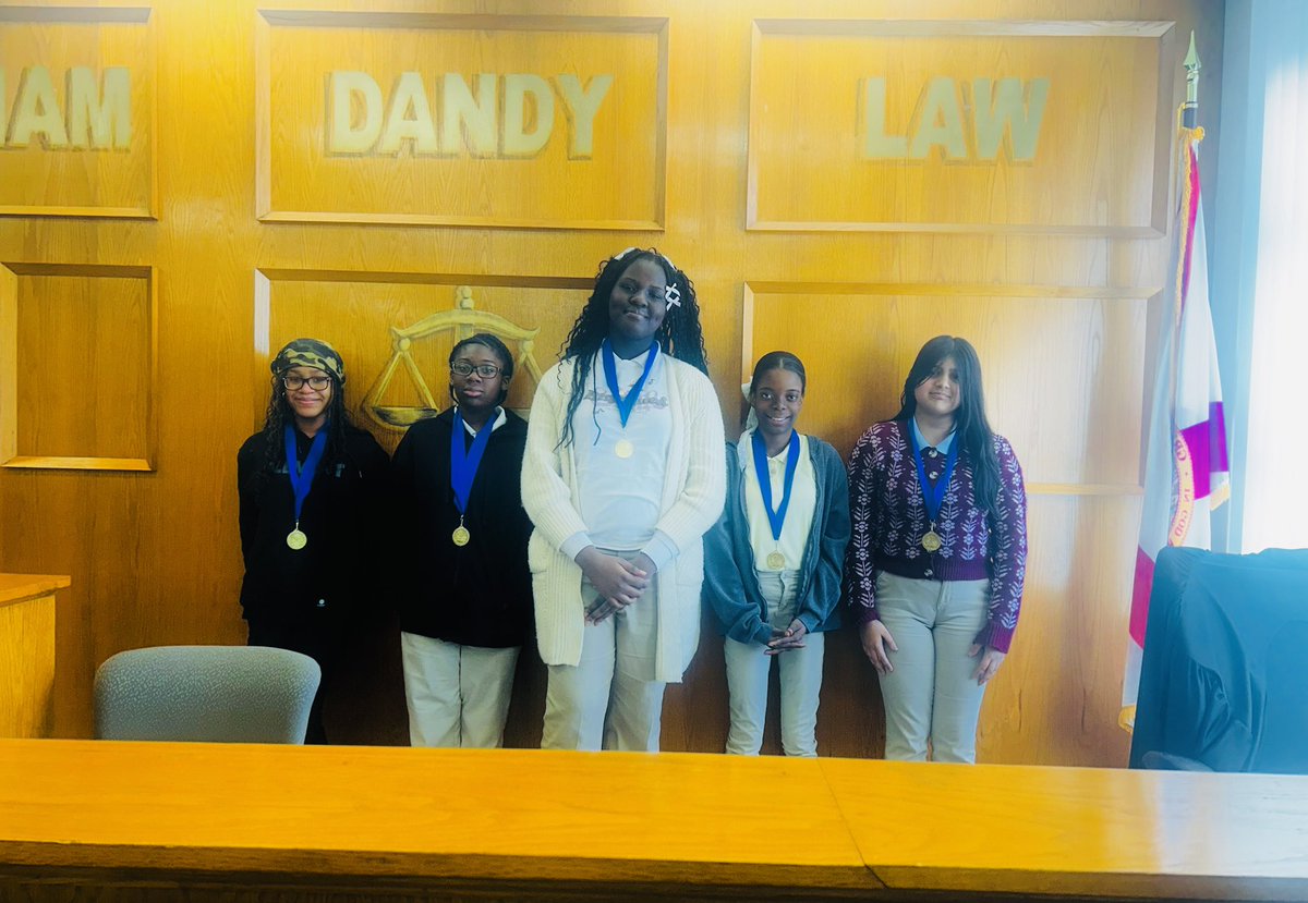 Nichele Williams tweet media