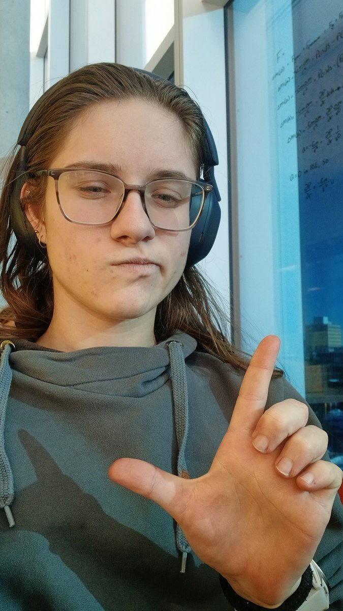 Queen Anora | Findom 🇨🇦🇩🇪 tweet media