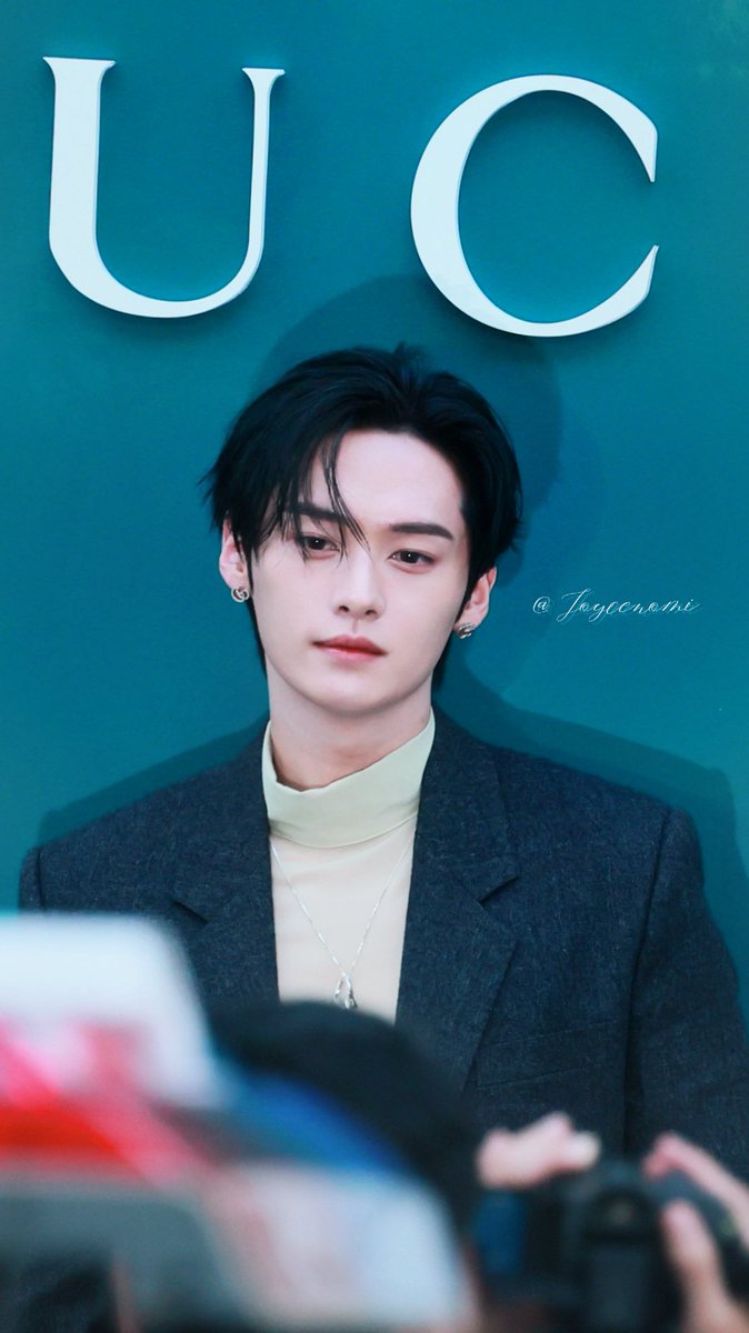 jo_10151998's tweet photo. 250903
Leeknow Gucci
waiting for Leeknow&amp;Gucci in Milan
#LeeKnowGucci #Leeknow
 #LeeKnowGucciMFW #리노 #이민호
 #李旻浩 #LeeKnowXGucci #Straykidsleeknow https://t.co/Y87JDrjipy