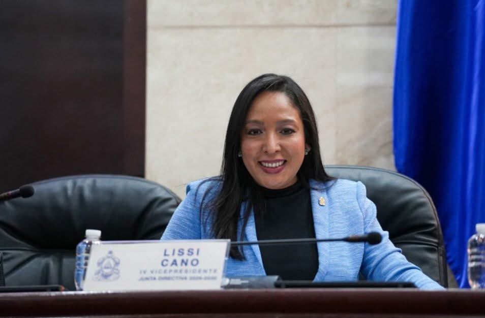 “Adiós al Pacto de Impunidad”

La HD <a href="/LissiCano/">Lissi Matute Cano</a> presenta Iniciativa de Ley para derogar artículos del PACTO DE IMPUNIDAD. 

Queríamos un congreso diferente y lo tenemos. 🫡