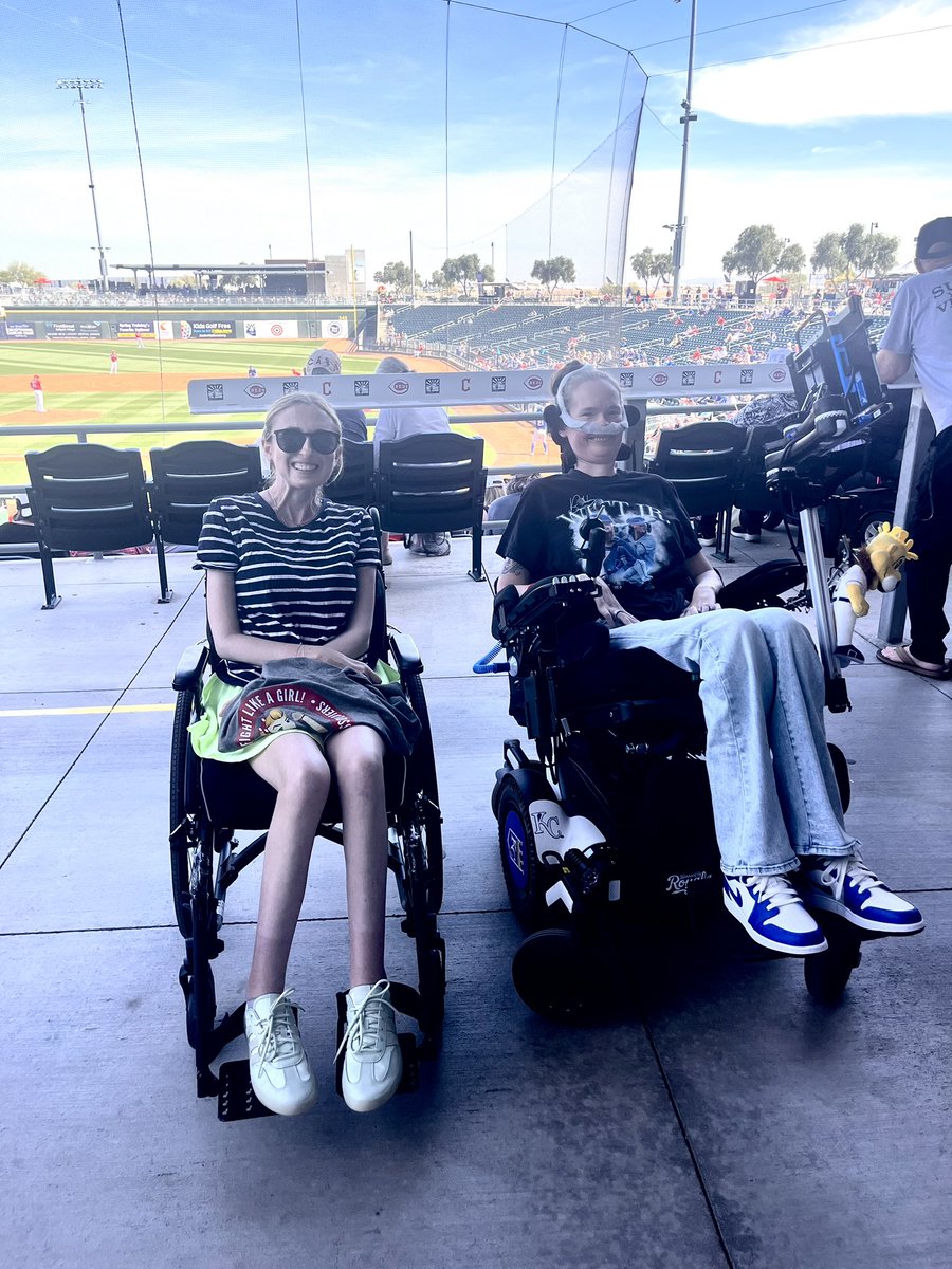 Anne Rogers tweet media