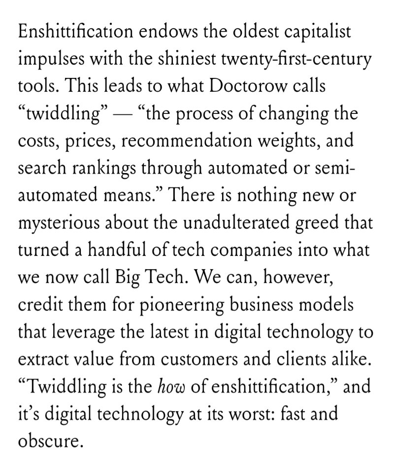 Lux Magazine tweet media