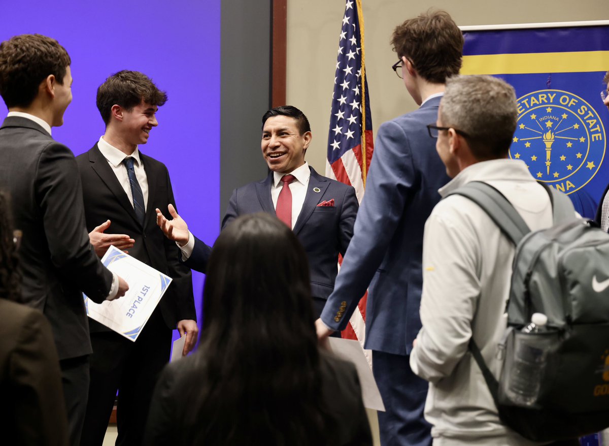 SOSDiegoMorales's tweet photo. A wonderful day welcoming students from across the Hoosier state to the Indiana Personal Finance Challenge. I make it a priority to help teach students the basics of financial literacy and these students are off to a great start! https://t.co/yiPHvvqkNv