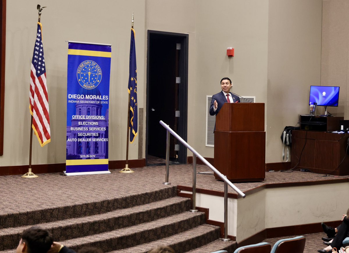 SOSDiegoMorales's tweet photo. A wonderful day welcoming students from across the Hoosier state to the Indiana Personal Finance Challenge. I make it a priority to help teach students the basics of financial literacy and these students are off to a great start! https://t.co/yiPHvvqkNv