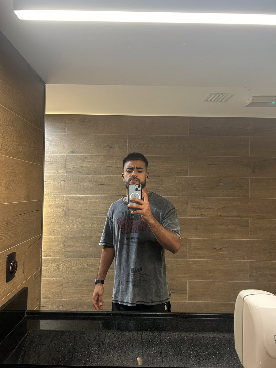 Ron tweet media