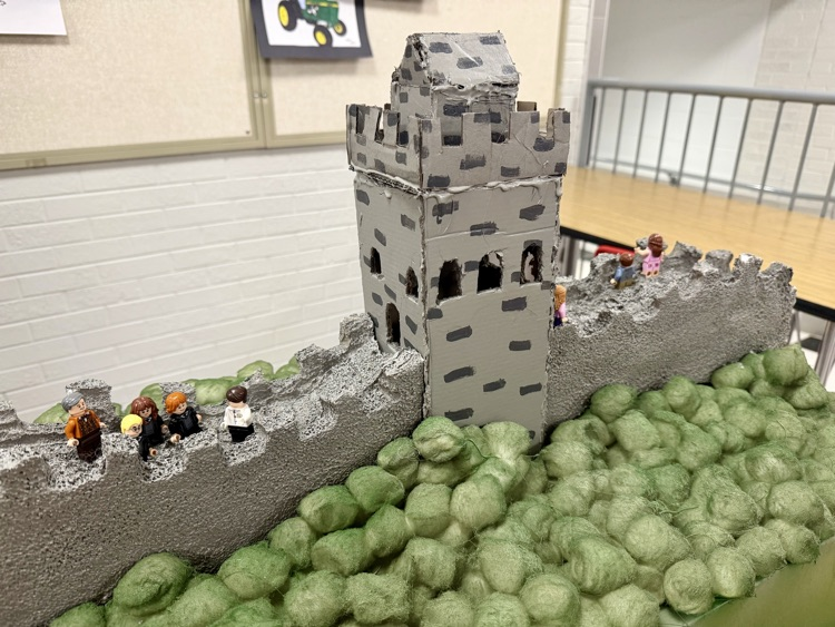 PCS_Pride's tweet image. 7th Grade ELA + Social Studies:
   Students researched ancient and modern wonders of the world.  Then, they built miniatures of the structures and presented info about them to their peers.
#handsonlearning
#crosscurricular