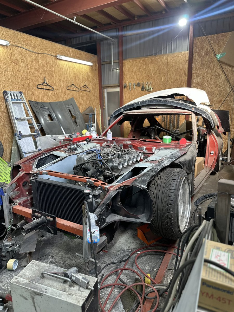 #製作途中からしか得られない栄養素がある 

もう辛いです諦めたい^_^
2枚目くらいの時期が一番気分上々だった
今年こそは公道復帰目指して…