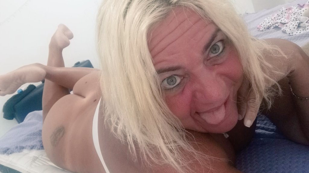 mafra_marta's tweet photo. Galegadorecreio atriz pornô, photoacompanhante atendimento presencial, virtual e vídeos conteúdo porno informações watssapp/telegram 21 99508-5664 https://t.co/ZSZbmB6vdQ