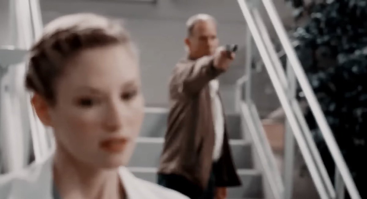 onethurzin's tweet photo. mark protegendo a lexie. 🤍 https://t.co/xtbtmxq9iq