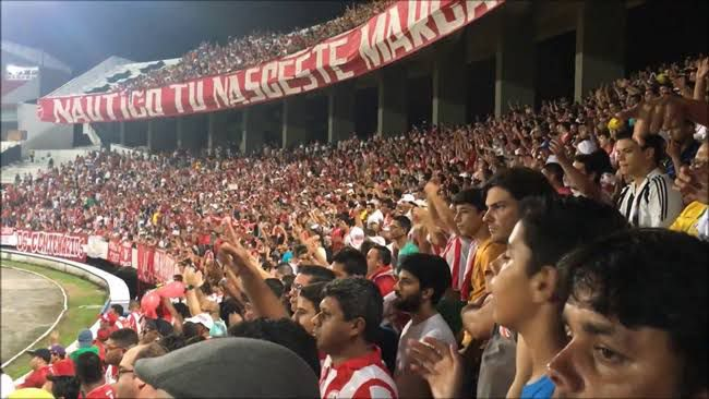 BielCNC1901's tweet photo. Brincadeiras a parte como é importante a volta das torcidas mistas em RECIFE.

Que essa final não seja uma excessão nos próximos anos, que seja iniciada a retomada do setor visitante nos clássicos pernambucanos, que seja dois clássicos de paz e que a disputa seja somente em campo https://t.co/zcN1CyH7Gu