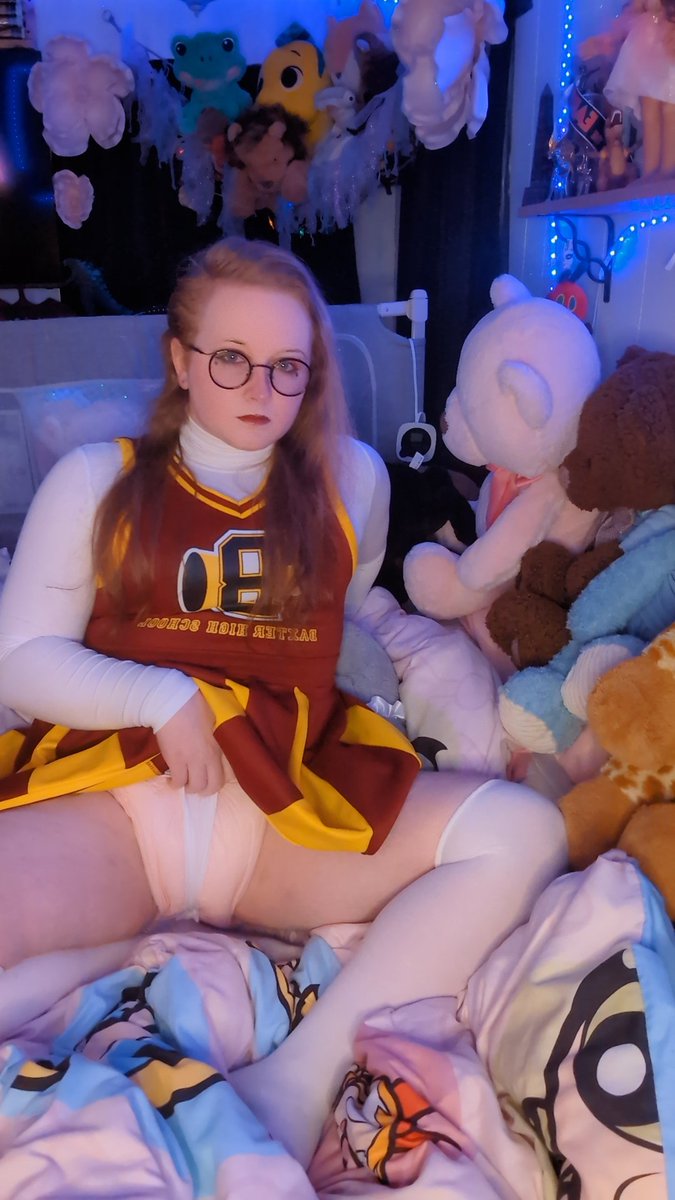 Riley Cabbage tweet media