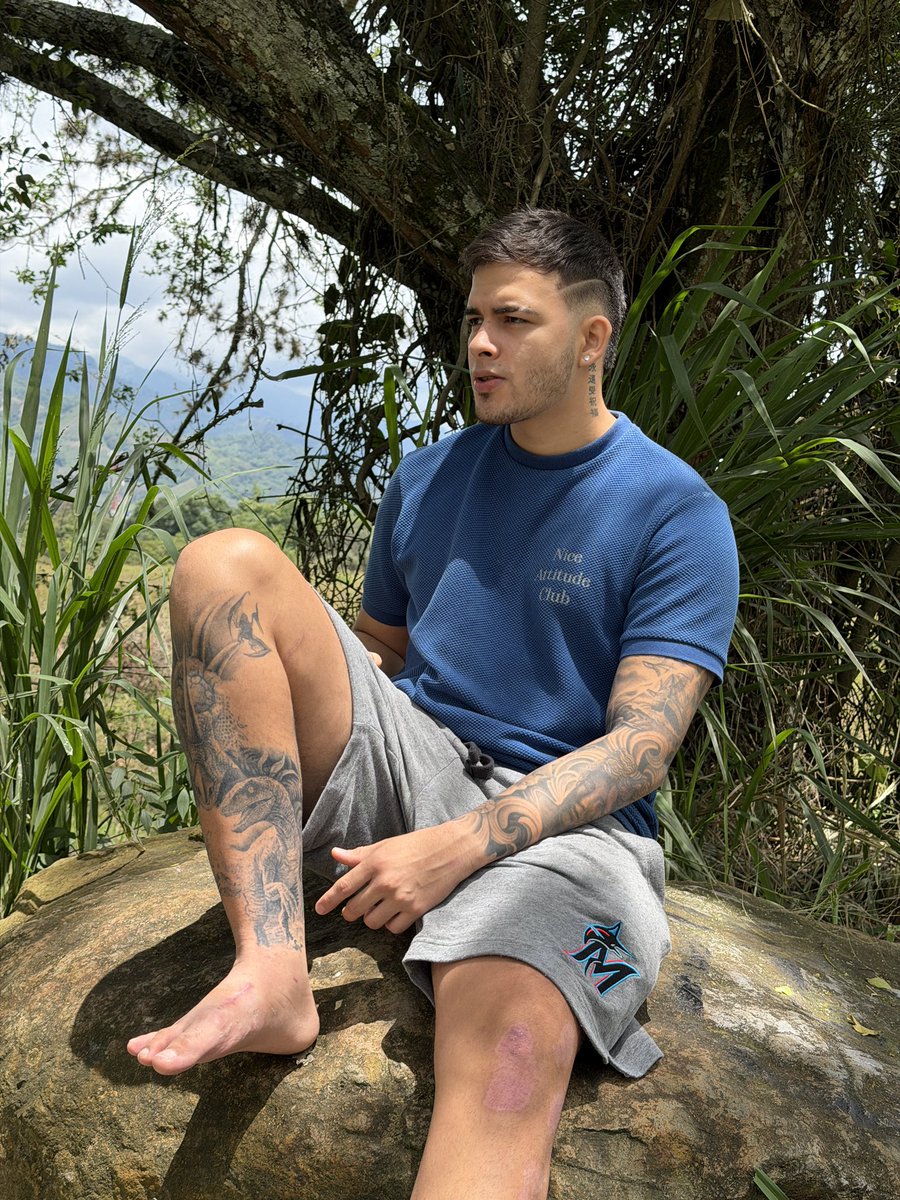 Jacob Feet tweet media