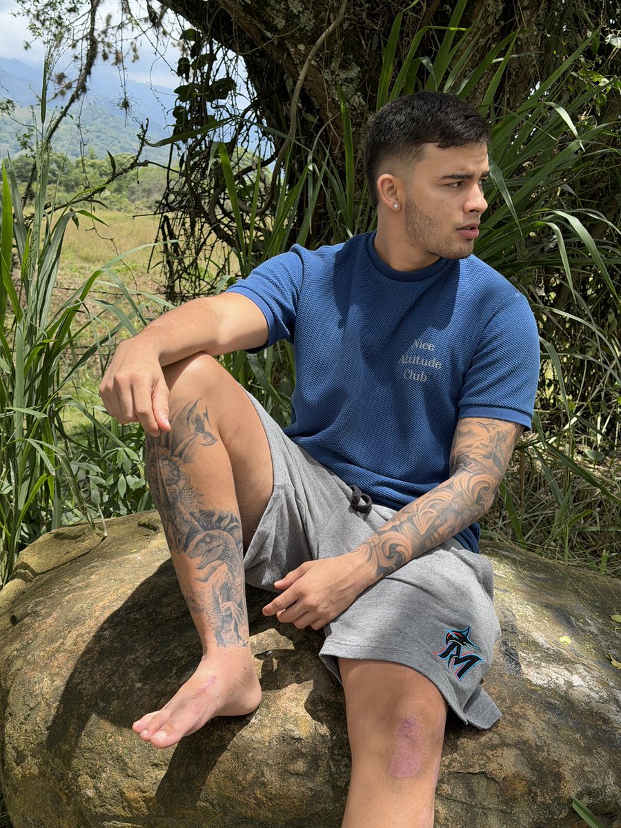 Jacob Feet tweet media