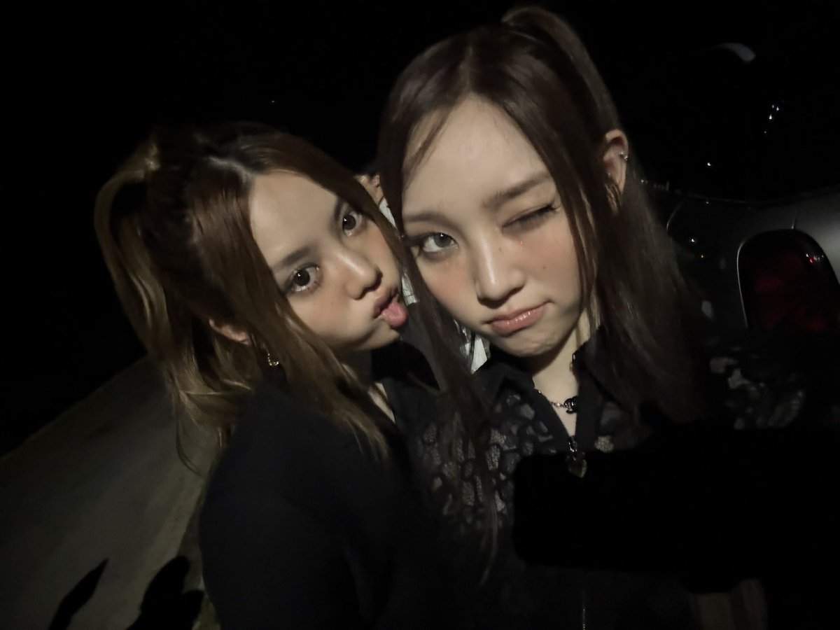Youngseo France tweet media