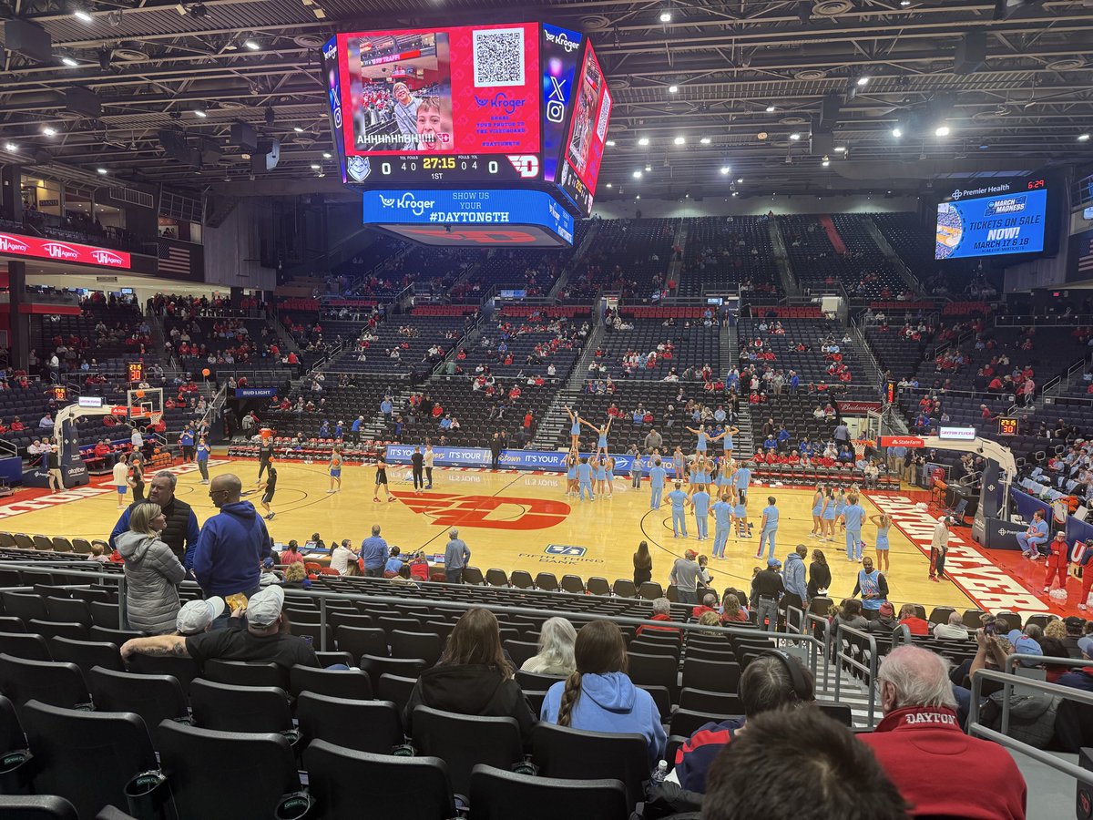 JohnFischesser's tweet photo. Letβs do this thing. #Billikens #RollBills #BeatDayton https://t.co/xHktamjOGx