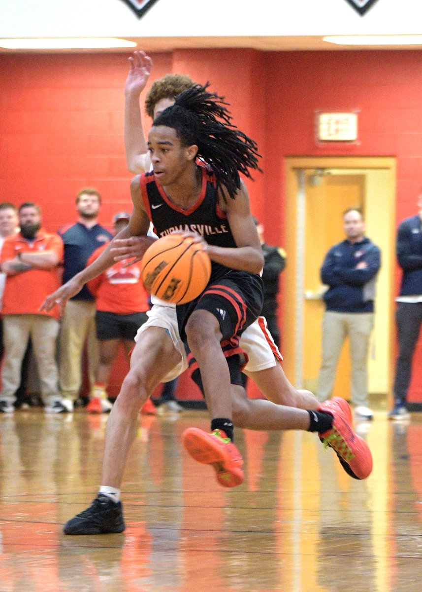 HPEmichael's tweet photo. A few more photos from Friday's CCC basketball tournament championships at Wheatmore. More at https://t.co/4YqjMunKx9 https://t.co/wWKoTaxUcV