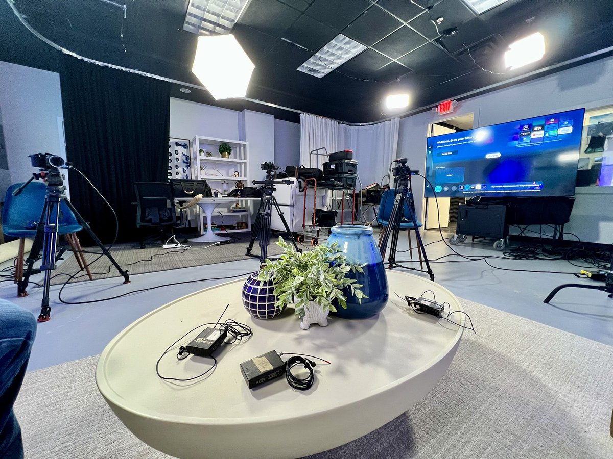 beachtv's tweet image. #TodaysOffice #OfficeDuJuor #MosiacTV