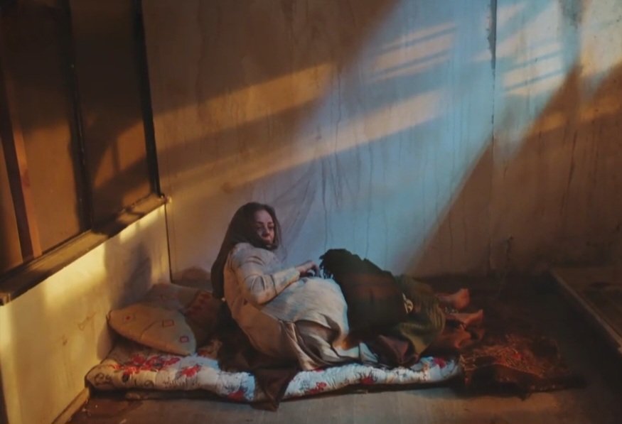 Benvenuta alla cucc Gulsima😭😭😭
Le pene dell'inferno che ha passato questa donna, tenuta in vita solo dal ricordo e dalla speranza di poter riabbracciare sua figlia e suo nipote❤️

I suoi occhi che si illuminano al pensiero possa succedere🥹
#IoSonoFarah