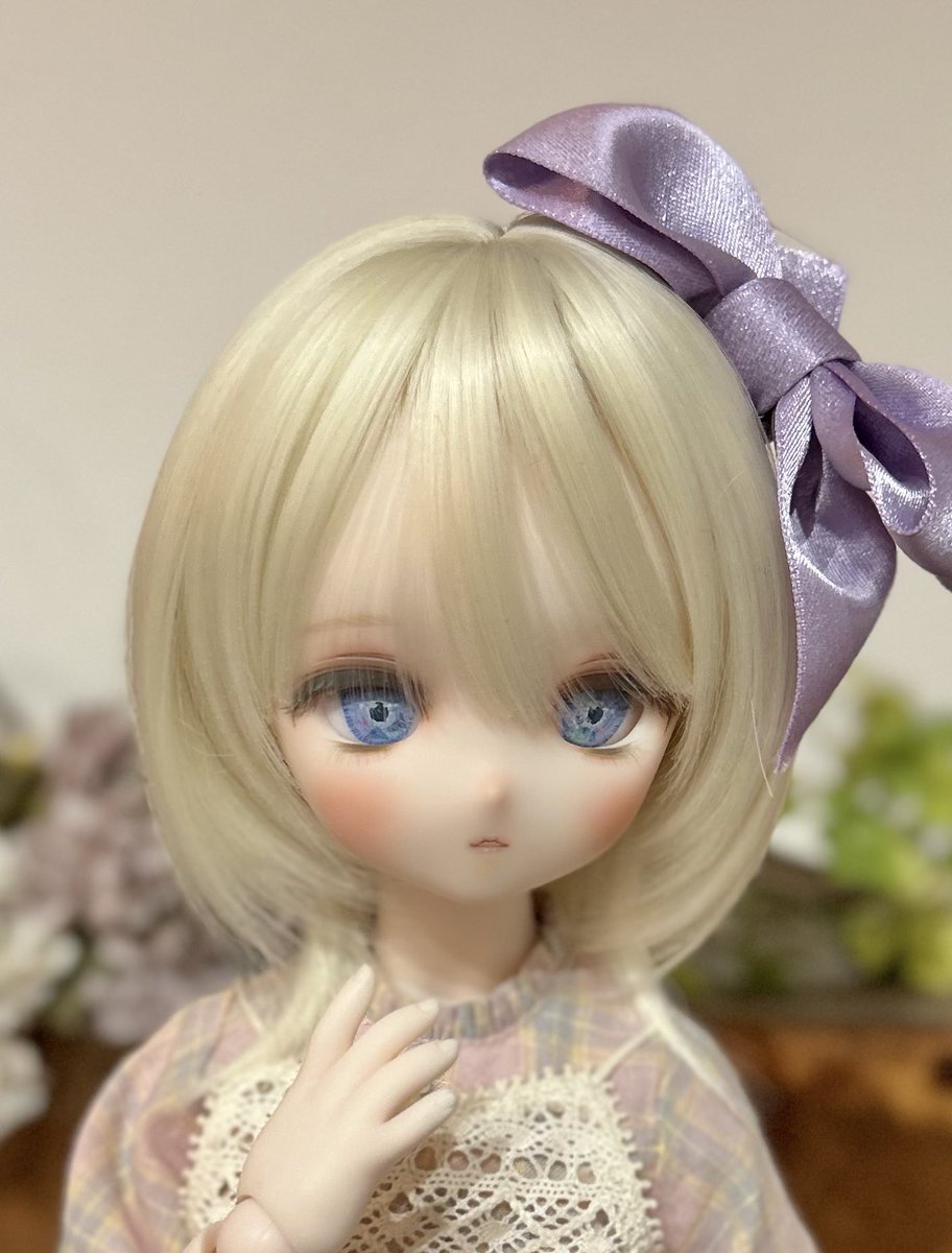 撮影しようと思ったら天気がいまいちー(>ㅿ<;;)
ウィッグはゴールド寄りとシルバー寄りどっちがこの子に似合うかなー🧐