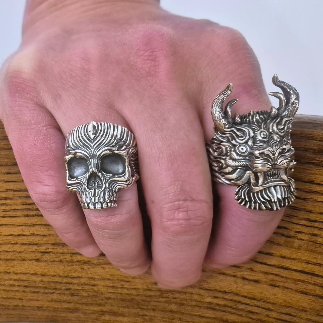 serpentforgeJW's tweet photo. Charon's Mark and Forest Dragon Rings.
.
.
#CharonsMark #SkullRing #MythologyJewelry
#GothicJewelry #StatementRing #MensRings
#DarkAesthetic #SymbolicJewelry 
#CharonTheFerryman #RiverStyx #GreekMythology
#WearTheStory #DarkStyle #GothicStyle #MysticMetal
#BoldDesign #Underworld https://t.co/HhR8XRQ9Np