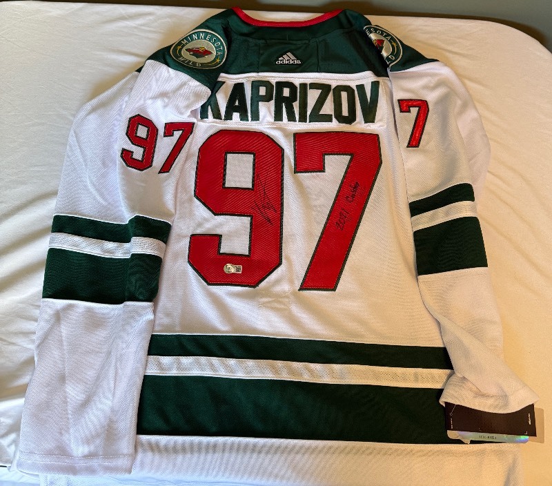 KBIDOnline's tweet image. 🏀🪙 2 Auctions • 2 Days • One Location
ow.ly/1Efw50Yj4cG
📍 Plymouth, MN | 🚚 Shipping Available

Bid. Win. Collect.

#SportsCards #CoinAuction #SilverCoins #Memorabilia #ProofSets #PlymouthMN #ShippingAvailable #CollectorsAuction 🏀🪙