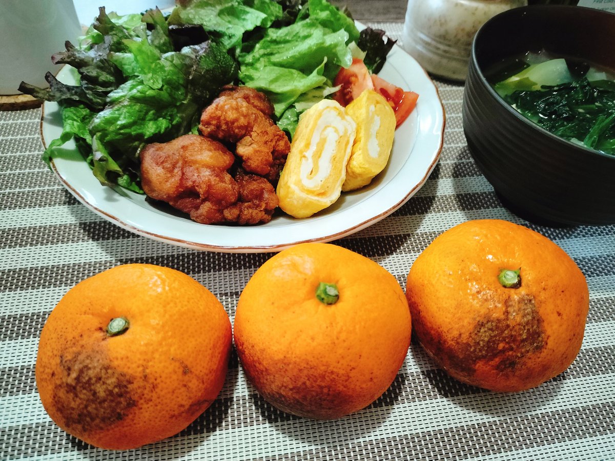 ポンっとデコポン【公式】 (@Azzyana) / Posts / X