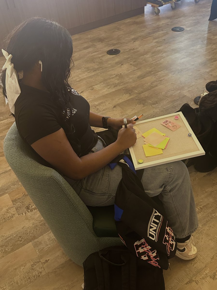 govista's tweet image. ⭐ Our students got creative and made their own cork boards to help stay motivated and organized! Huge thanks to NVC Student Life and the Student Activity Fee for supporting these awesome activities.
#Madeforyou #stayingorganized #studentcreativity