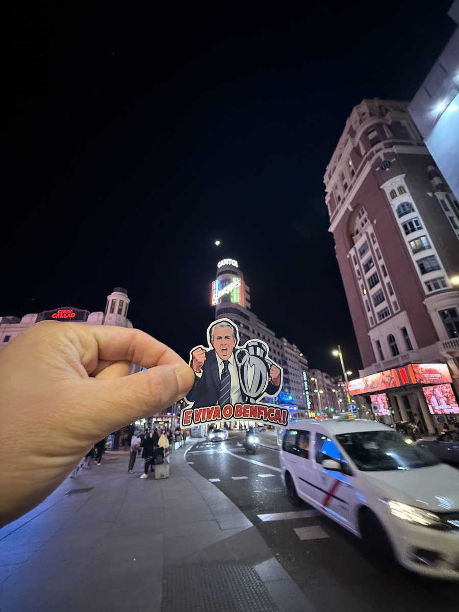 Hola Madrid!
Que viva o Benficaaa 🦅❤️