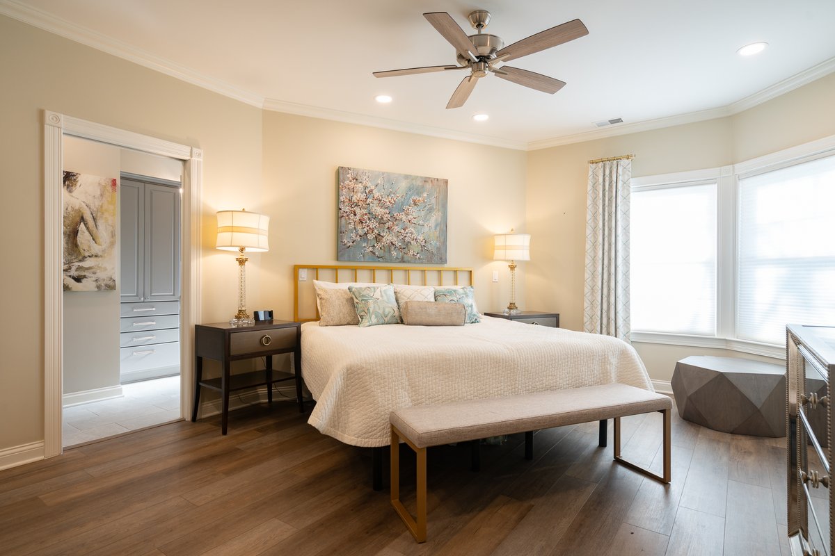HarrittGroup's tweet photo. There are just too many good things to say about this place...

Harrods Creek Prospect | Condo Online Auction
https://t.co/GzTOXSjhvF https://t.co/VejUNFy36P