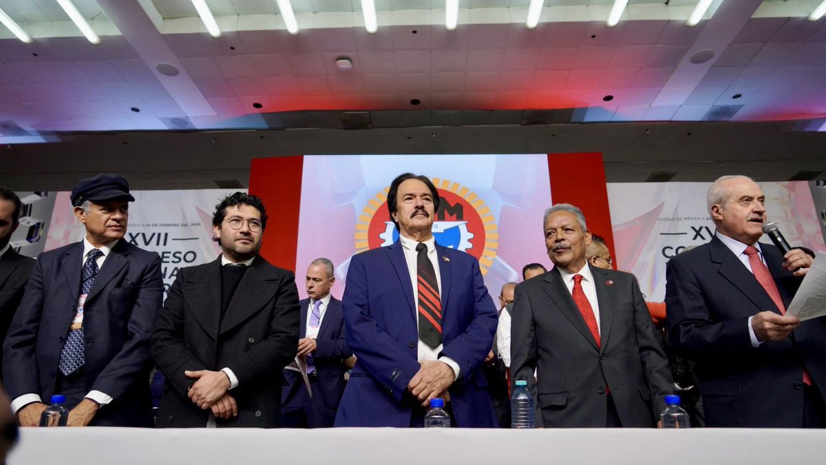 alitomorenoc's tweet photo. ¡Muchas felicidades, gran líder @Tereso_Medina, por haber sido electo Secretario General de la @CTM_MX!

Es un reconocimiento a tu trabajo, a tu constancia y a la confianza que has construido con miles de trabajadoras y trabajadores en todo el país. Representas a los obreros de México que están en las fábricas, en la industria, en la construcción, en las líneas de producción, generando desarrollo y moviendo la economía con su esfuerzo diario.

En esta nueva responsabilidad al frente de la CTM, la central obrera más grande y fuerte de México, América Latina y el Caribe, que agrupa a trabajadoras y trabajadores en todo el país y tiene presencia en los sectores productivos, estoy seguro de que actuarás con firmeza y carácter para fortalecer la voz de la clase trabajadora, defender sus derechos y seguir empujando mejores salarios y condiciones laborales para nuestra gente. ¡Enhorabuena!