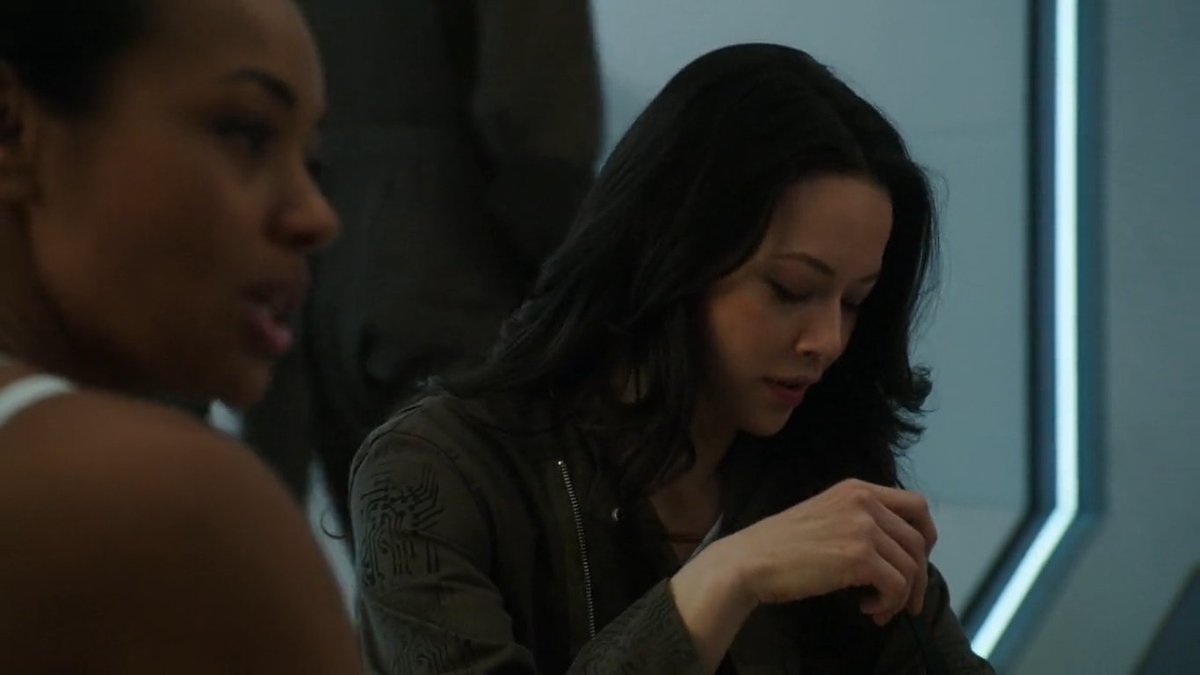 darkmatterfan3's tweet photo. ๐๐๐ฅ๐ ๐ ๐๐ง๐ง๐๐ฅ: ๐๐ถ๐น๐น ๐ง๐ต๐ฒ๐บ ๐๐น๐น (๐ฎ๐
๐ฌ๐ฎ) #28
๐๐ถ๐ฟ ๐ฑ๐ฎ๐๐ฒ: Jแดสส 8แดส, 2016
#DarkMatter #RazaCrew #DarkMatterSeason2 #ScifiTV #2010sscifi #Scifi #LightTheRaza #MelissaONeil #MelanieLiburd #KillThemAll https://t.co/UMgCvM36p3