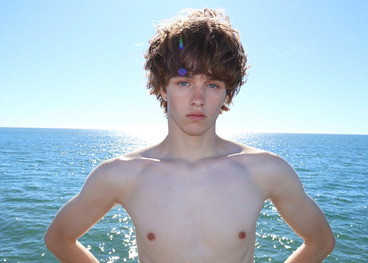 jacecameronn's tweet photo. u surf? https://t.co/r5q0KG6z8J