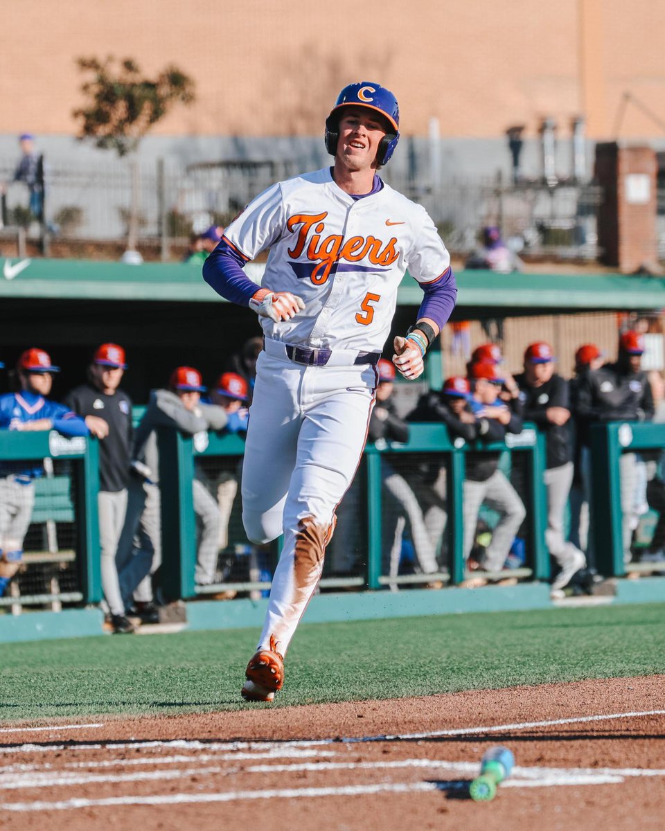 TigerMike0442's tweet photo. ๐
โพ๏ธ stays undefeated with a home dub @ The Doug over PC to set the weekend Palmetto Rivalry with the shamecocks ๐. On to The Rivalry Weekend ๐
โพ๏ธ๐๐๐ค๐ฎ๐ซกโญ๏ธ๐ช๐๐ฅ๐#GoTigers! #DiamondTigers #BeatPC #BeatUSuCk #BringOnTheShamecocks #DubsAtTheDoug #UndefeatedTigers https://t.co/5RhFIkCBC5