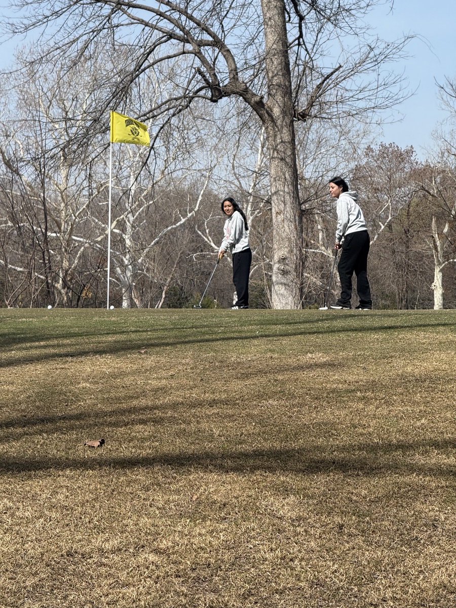 SpruceAthletics's tweet photo. Girl’s Golf Team representing today at Tenison Golf Course.
#SpruceUp https://t.co/EiJXpFp9W4