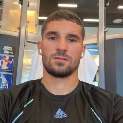 مُـنذر tweet media