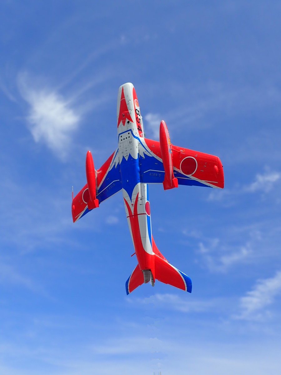 #飛行機のお腹だけで100イイネ目指す
塗装図見るまで下面の富士山に気づかなかったスペシャルマーキング。