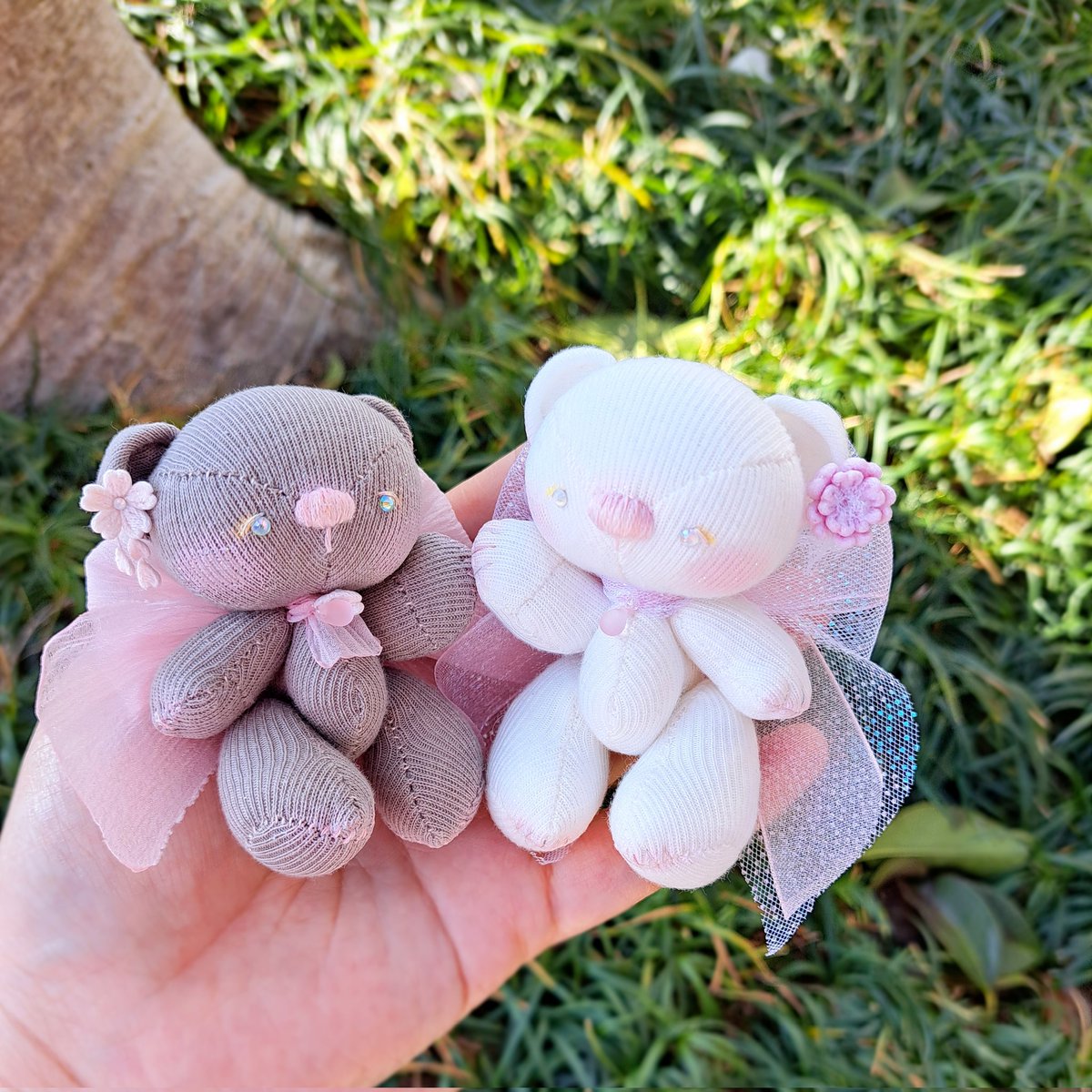 おはようございます✨
こちらは雨ですが
晴れの日のハイタッチ🙋🌸

　　　\おはようでしゅ♡♡♡/