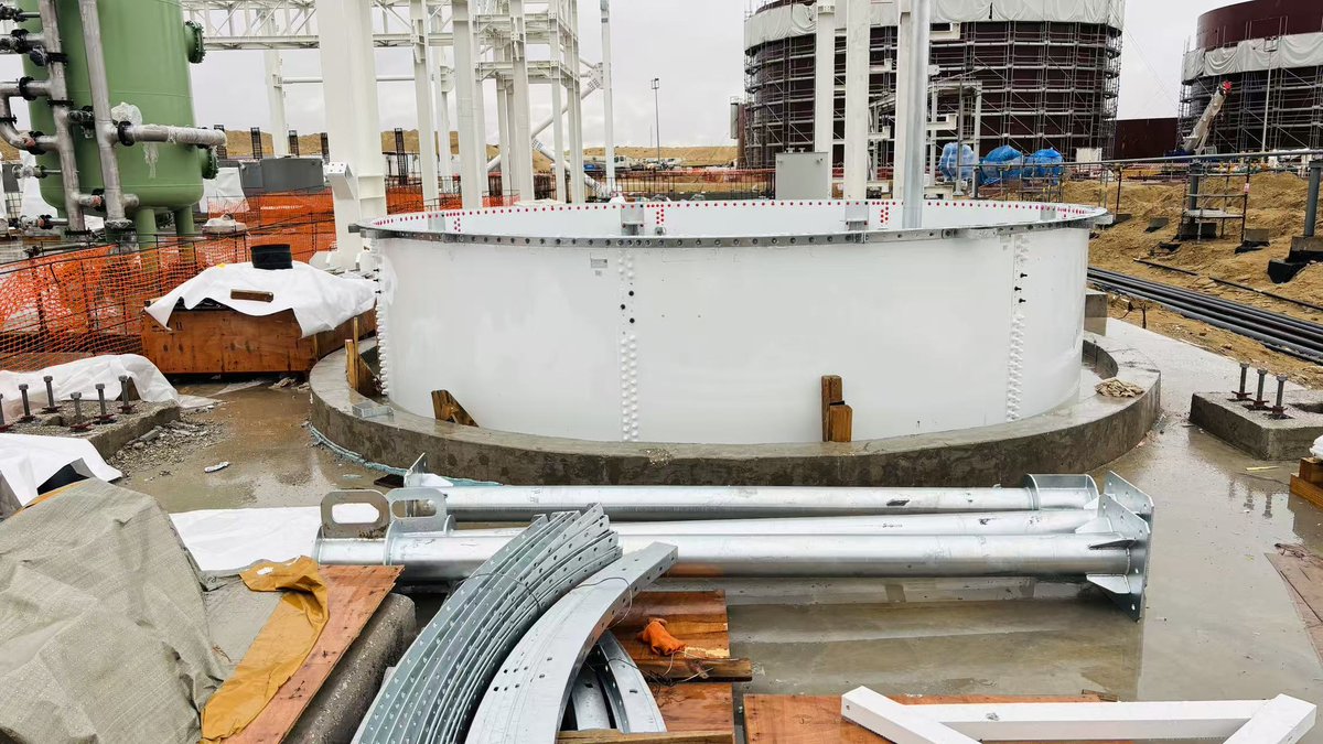SalesDanny6962's tweet photo. 2 FBE tanks in Turkmenistan have officially entered the installation phase.

We’re excited to see this project moving forward and look forward to successful completion.

#YHRTanks #WaterStorageTanks #FBETanks #BoltedSteelTanks #TankInstallation #Turkmenistan https://t.co/QXjpnDBsVP