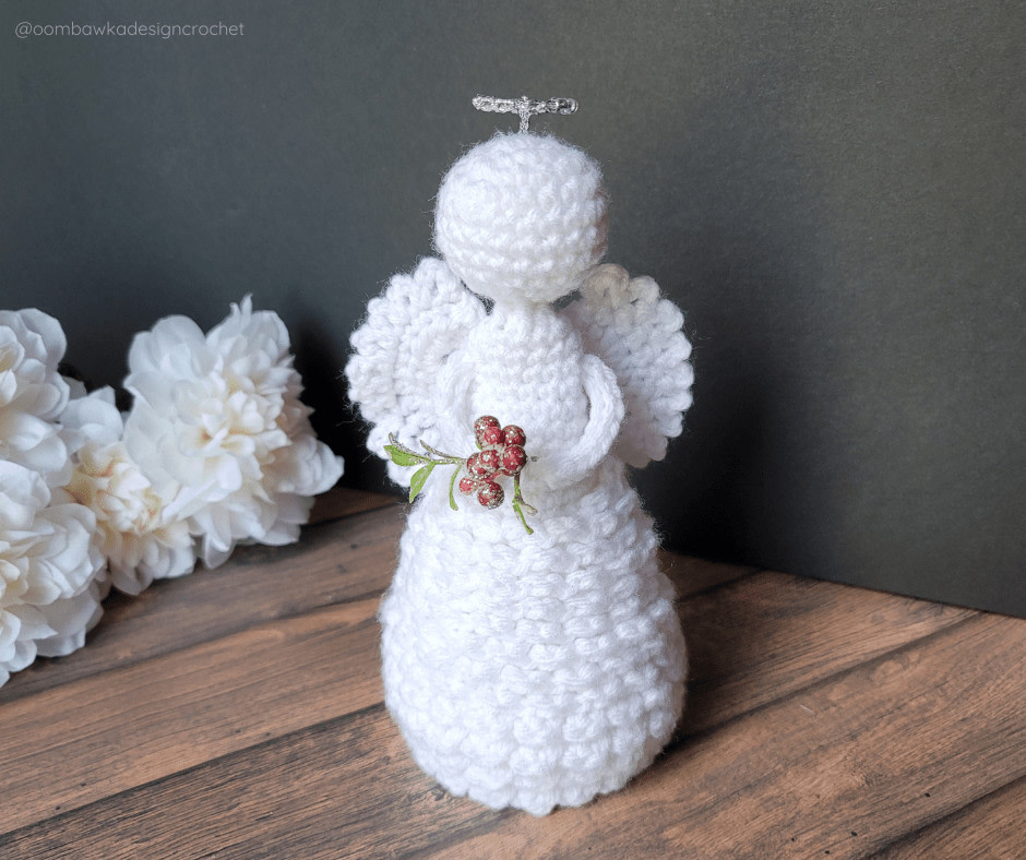 OombawkaDesign's tweet image. Holly 2021 Christmas Angel Pattern
This Angel is crocheted with Medium Weight Yarn (Bernat Super Value) and a 4 mm (G) hook. Like my other crochet Ange... #yarnspirations #cijmakealong2021 #bernat #crochetpattern #ChristmasinJuly #crochetangel #freepattern
bit.ly/3rt5aXJ